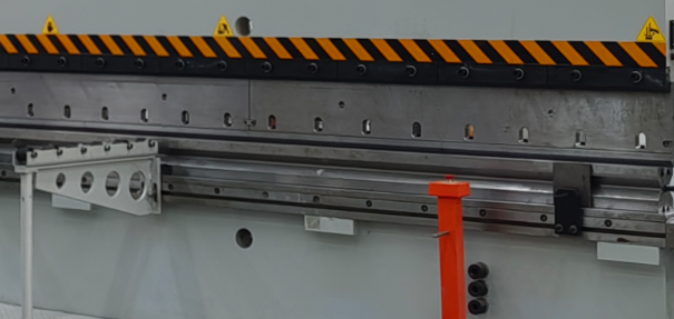 Press brake tooling for MBT 450/13